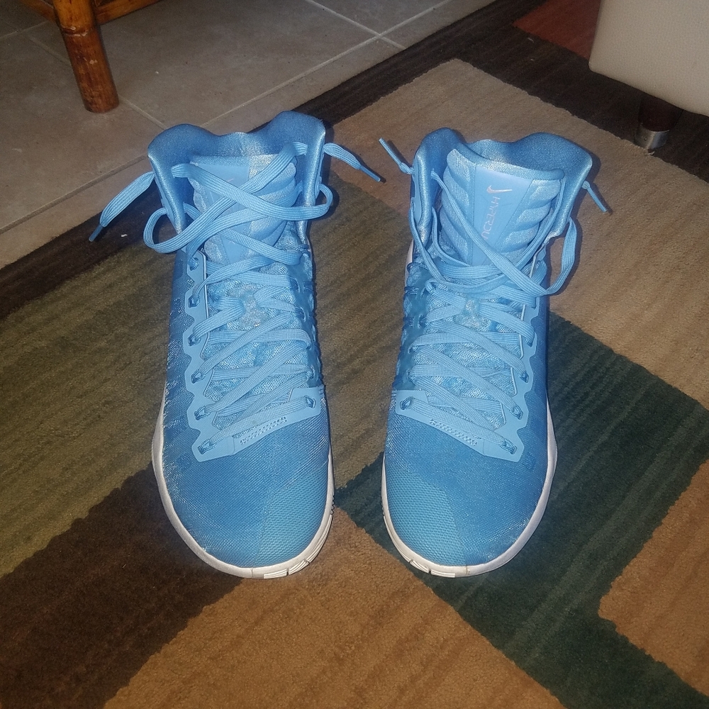 Men's sneakers